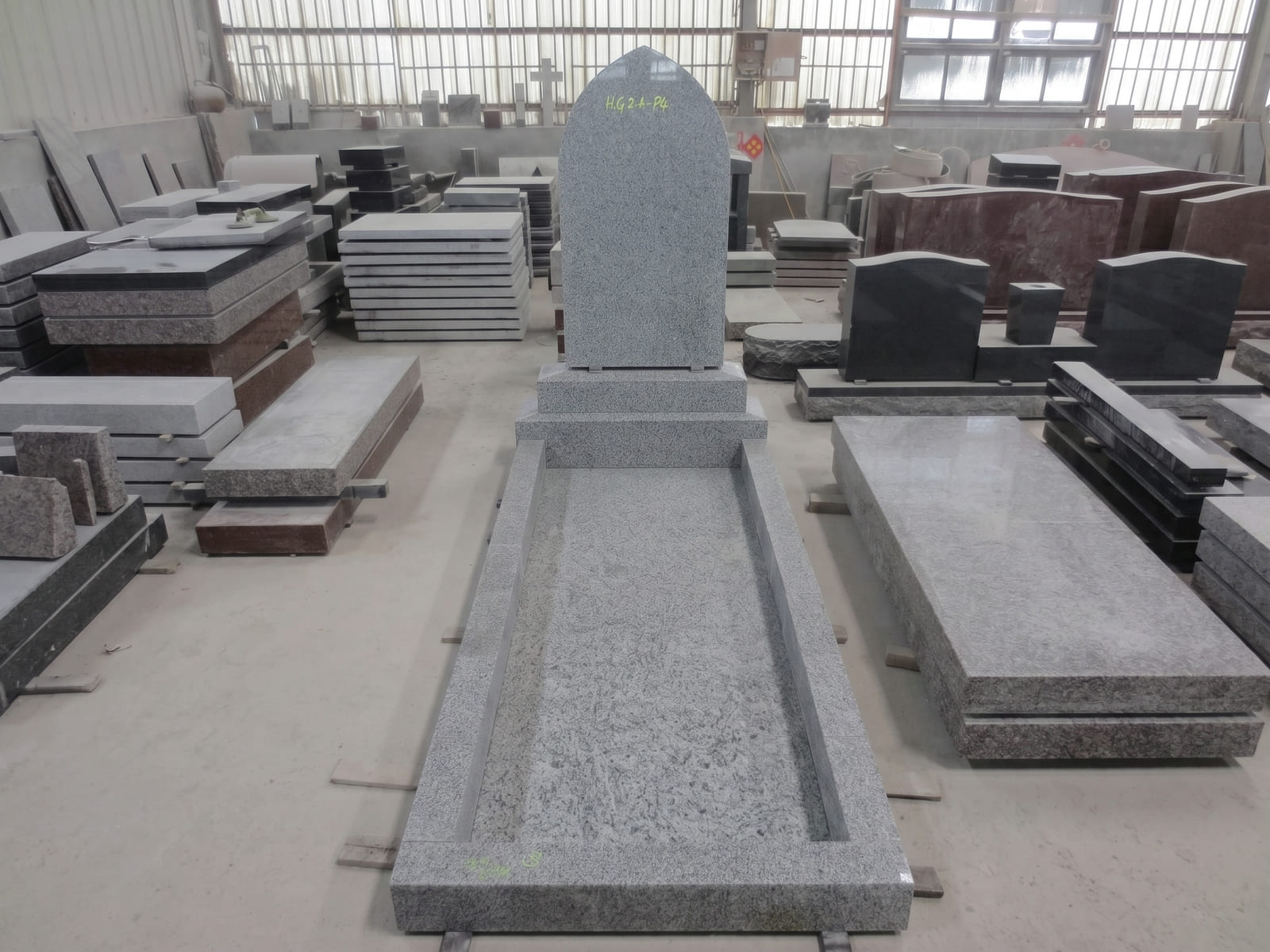 Traditional Ogee Headstone